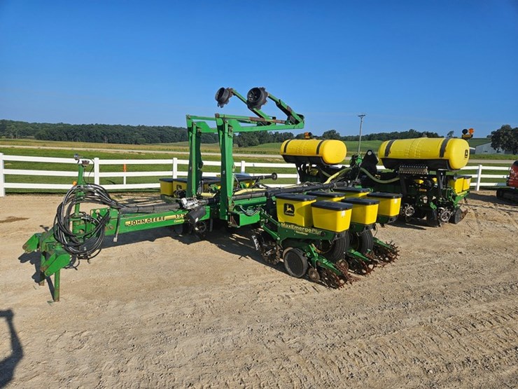 john-deere-1770-image-1
