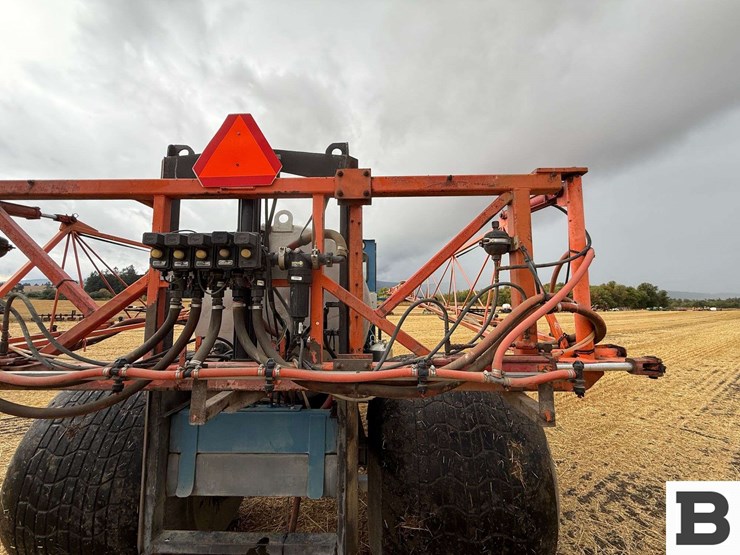 custom-sprayer-buggy-image-47