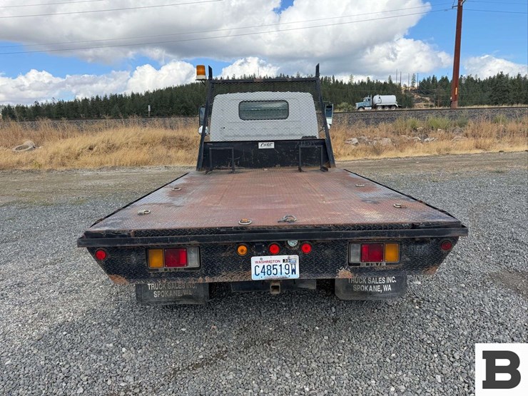 2000-gmc-w4500-image-3
