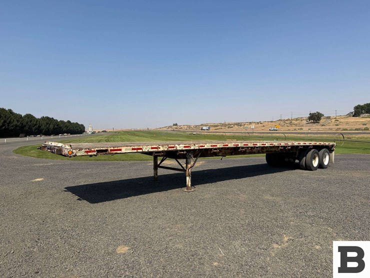 1975-trailmobile-flatbed-image-1