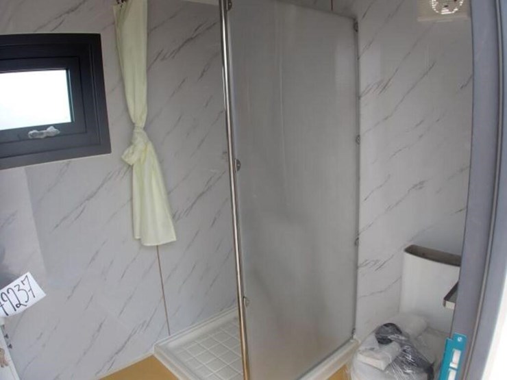 unused-bastone-portable-restroom-image-17