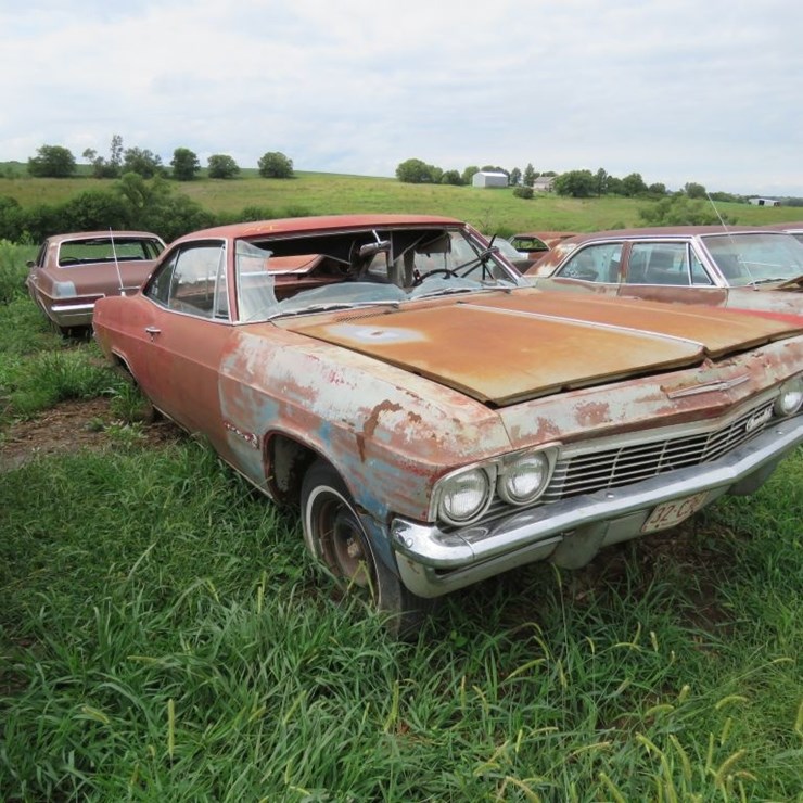 1965 Chevrolet Impala 2dr HT