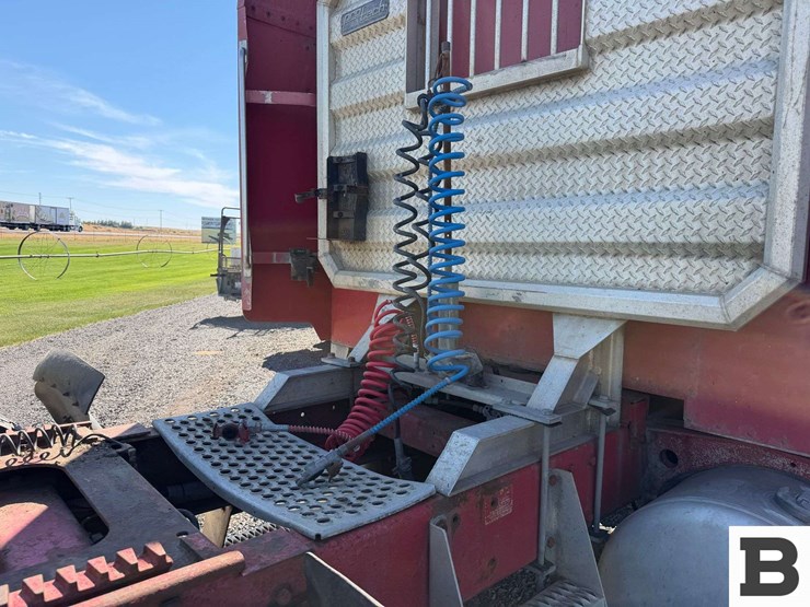 1989-peterbilt-379-image-36