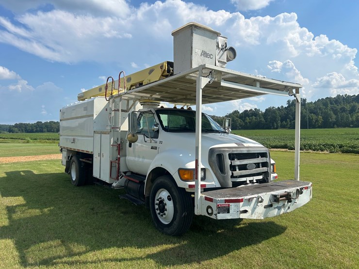 2004-ford-f750-image-4