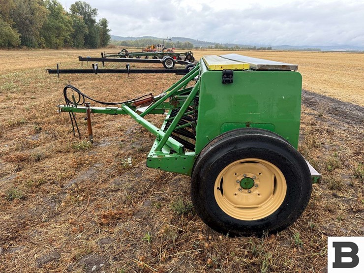 john-deere-8350-image-2