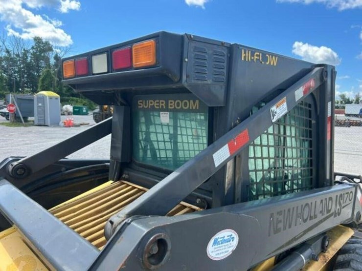 2003-new-holland-ls170-image-56