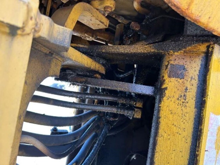 1989-komatsu-wa320-1-image-53