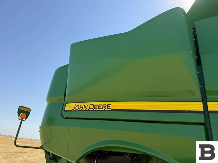 2014-john-deere-s660-image-47