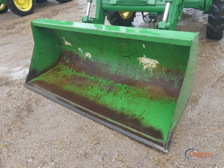 2016-john-deere-5065e-image-8