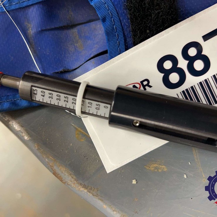 Soil penetrometer with case, graduated scale
