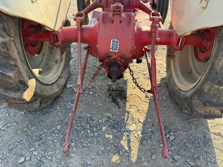 ford-tractor-image-7