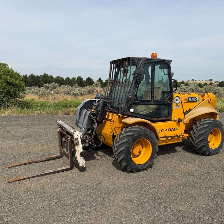 JCB 520