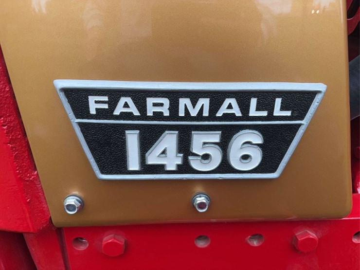 1970-1456-farmall-row-crop-mfwa-golden-demonstrator-image-98