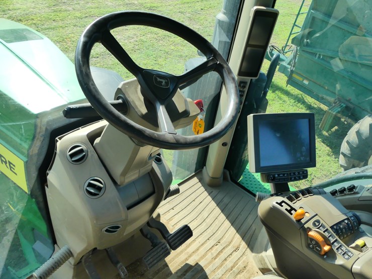 2022-john-deere-8r-280-image-18