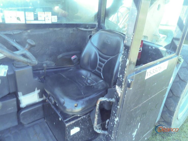 2015-caterpillar-tl642c-image-10