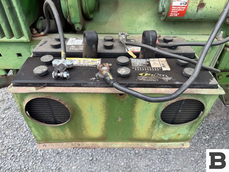 john-deere-3010-image-20