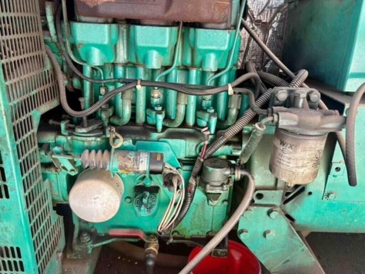 onan-commercial-generator-on-trailer-image-12
