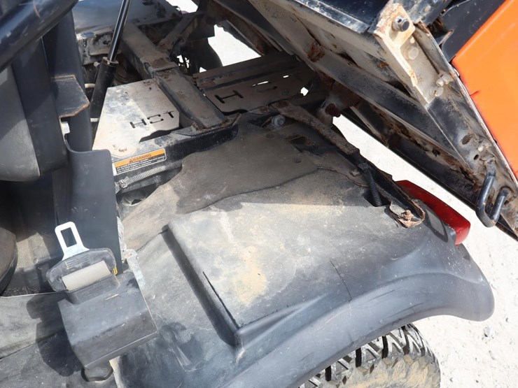 2020-kubota-rtvx1140-image-18