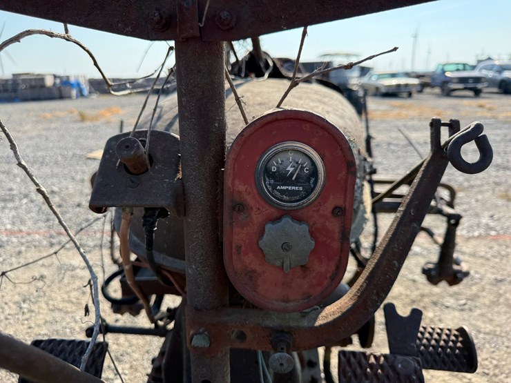 ford-tractor-image-11