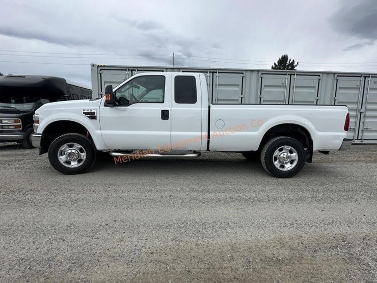 2010-ford-f250-image-2