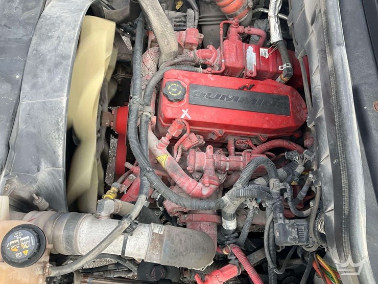 2016-international-durastar-4300-image-11