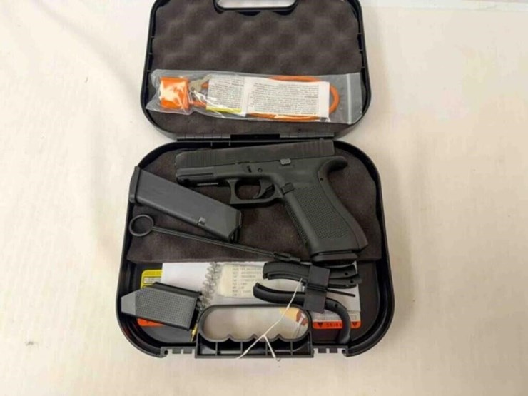 glock-model-45-9mm-pistol-image-22