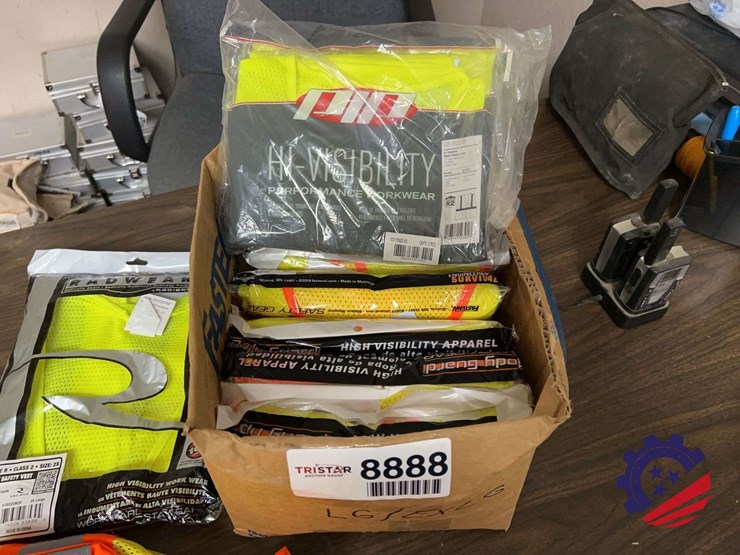 lot-of-9-high-visibility-safety-vests,-radwear-sv2zgm2x,-class-2,-large/2xl-image-1