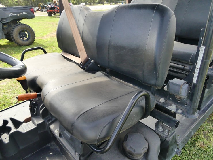 2017-john-deere-825m-s4-image-12
