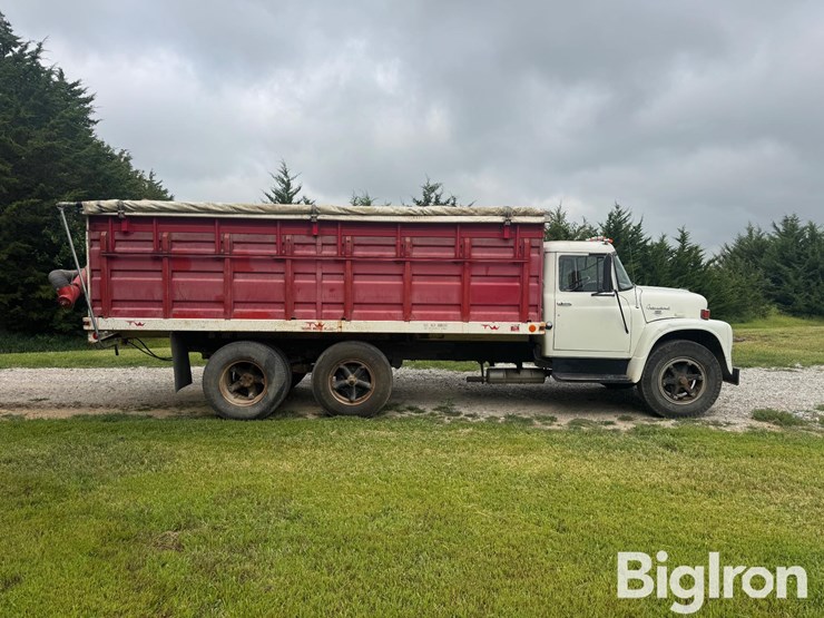 1971-international-loadstar-image-4