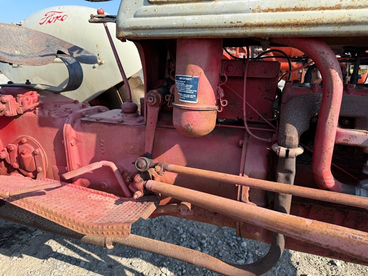 ford-tractor-image-29