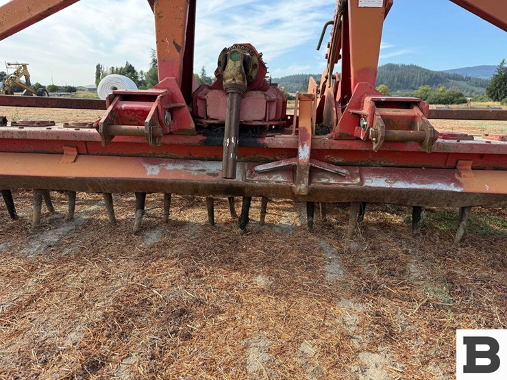 lelyterra-15'-power-harrow-image-8