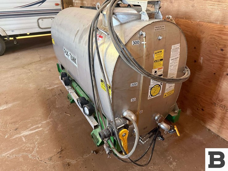 2025-pak-tank-300-gallon-stainless-steel-tank-image-3