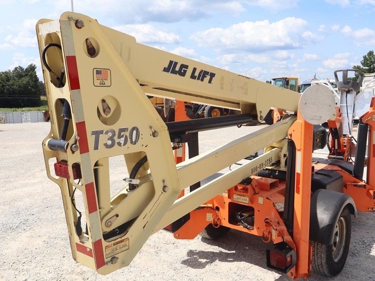 2016-jlg-t350-image-17