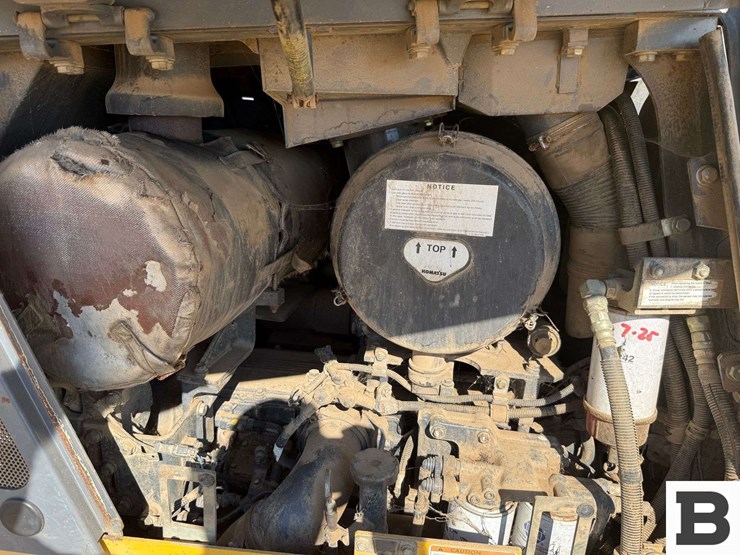 2006-komatsu-d65px-15e0-image-47