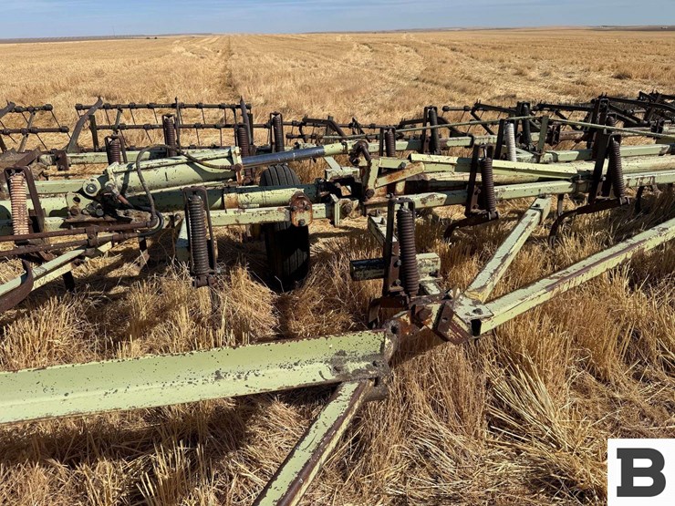 calkins-40'-field-cultivator-image-11