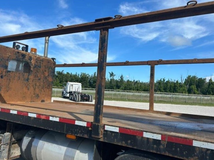 2001-kenworth-t800-image-84
