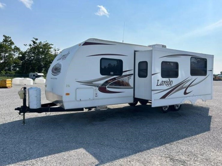 2010-keystone-laredo-28rbs-t/a-travel-trailer-4ydt-image-1