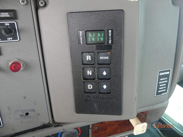 2009-kenworth-t370-image-16