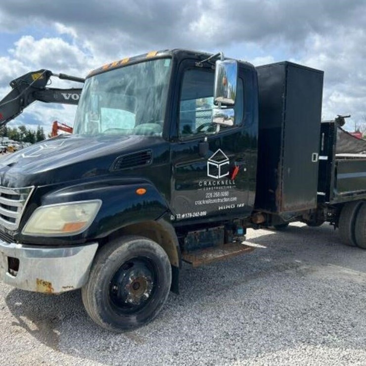 HINO 185