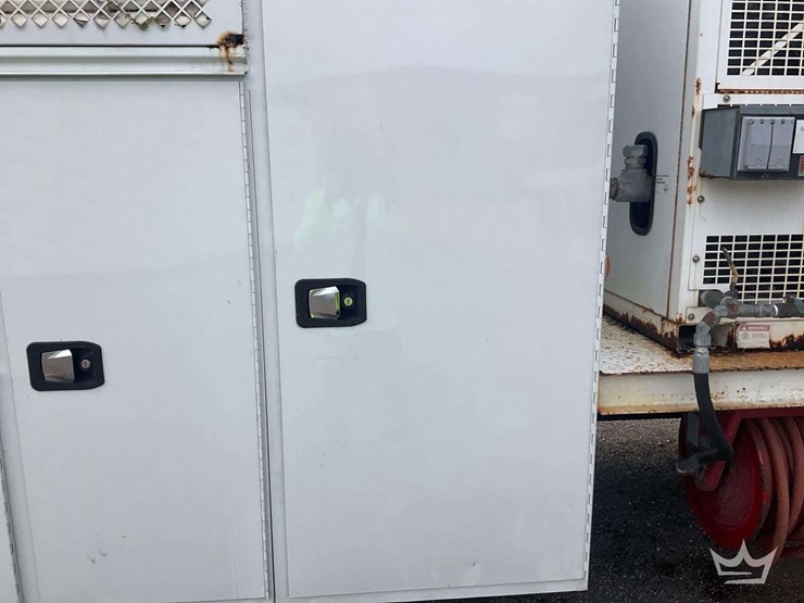 2016-international-durastar-4300-image-28