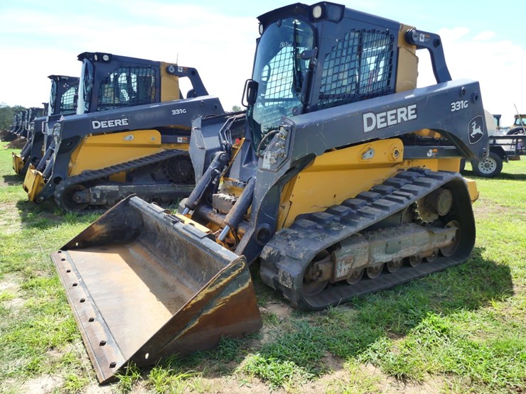 2019-deere-331g-image-2