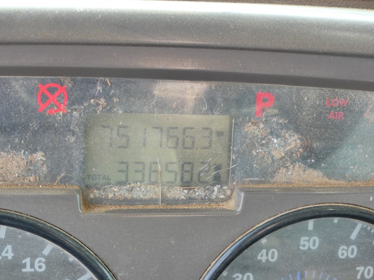 2007-mack-dump-truck-image-18