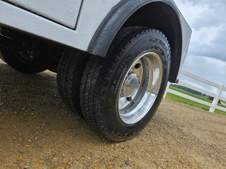 2004-ford-f450-xlt-image-51