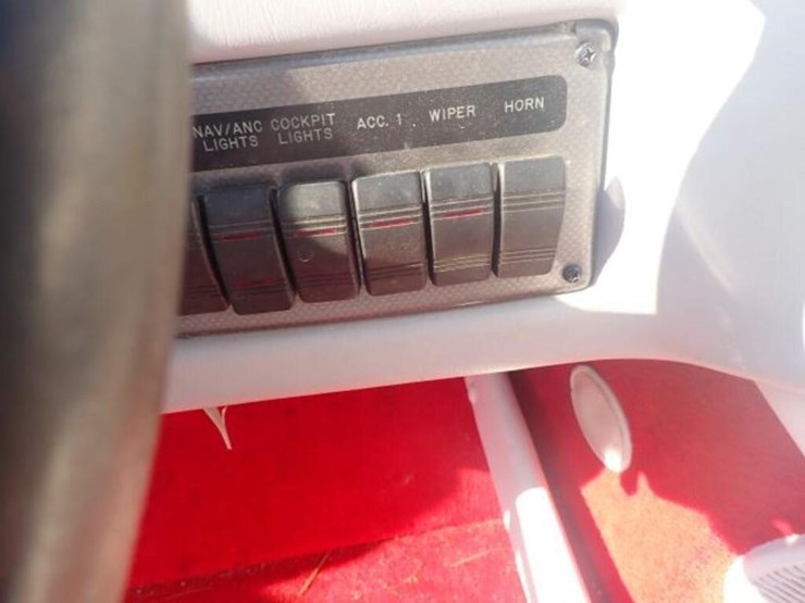 1999-donzi-z22-22-ft-bowrider-dnar1087c999-image-56