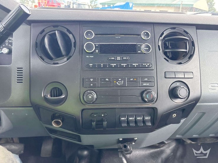 2013-ford-f450-image-13