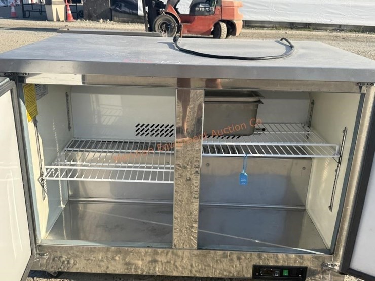artic-air-commercial-fridge-image-9