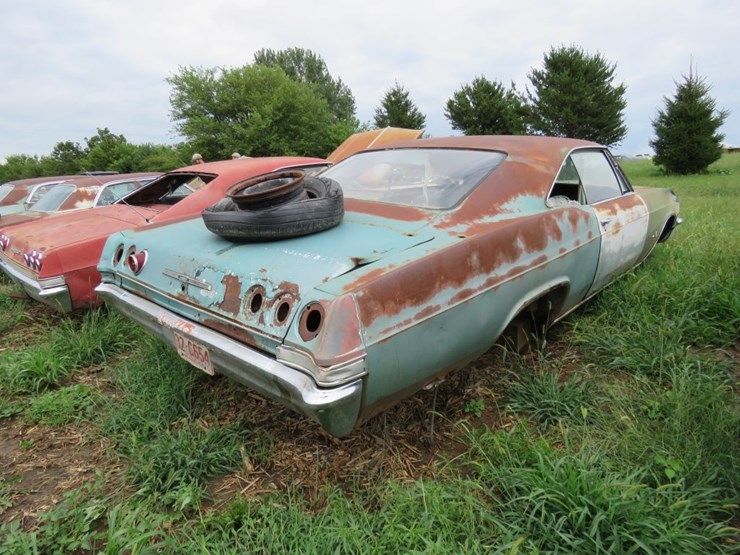 1965-chevrolet-impala-2dr-ht-image-5