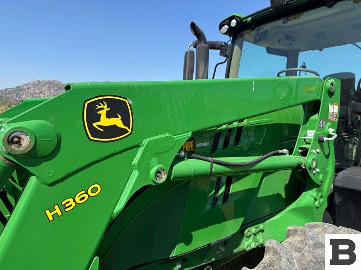 2016-john-deere-6155r-image-26