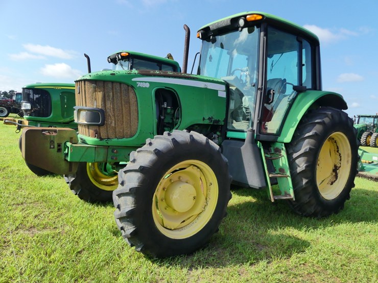 john-deere-7130-image-2