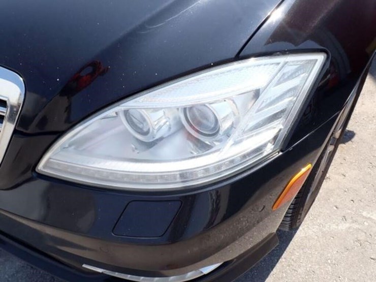 2012-mercedes-benz-s350-bluetec-4matic-awd-sedan-w-image-52